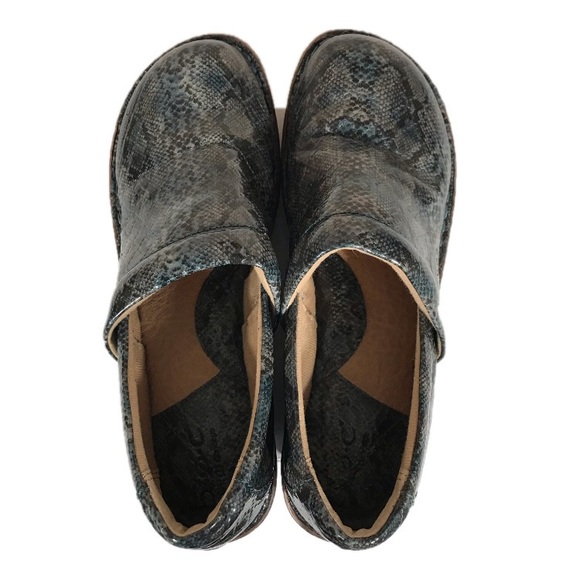 b.o.c. Born Concept Vegan Faux Snakeskin Clogs Size 9.5 - Picture 5 of 7